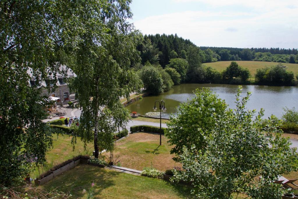 Hotel Moulin De Boiron Sart-Custinne